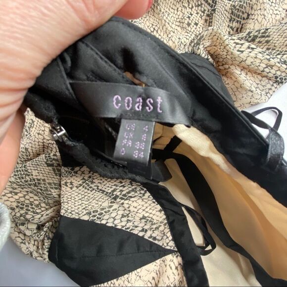 NWT Coast Women's Snake Print Floaty Strappy Fit & Flare Dress Blush Pink Size 4 - Picture 9 of 12